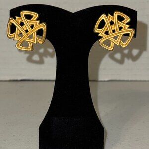 Vintage Gold Tone Square Knot Design Post Earrings